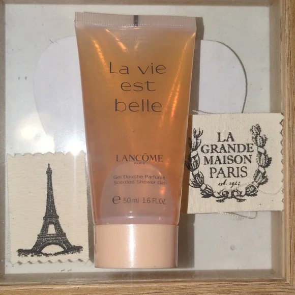 LANCOME LA VIE EST BELLE BODY WASH - Picture 1 of 2